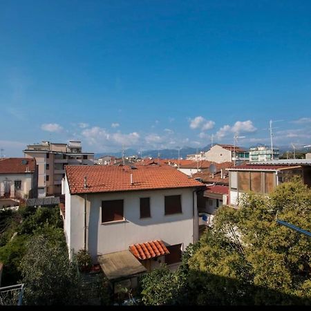 Splendida E Incantevole Casa A Due Passi Dal Mare Viareggio Eksteriør bilde